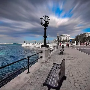 Dream House Toti - Near Railway Station Renewed , Bari Italia